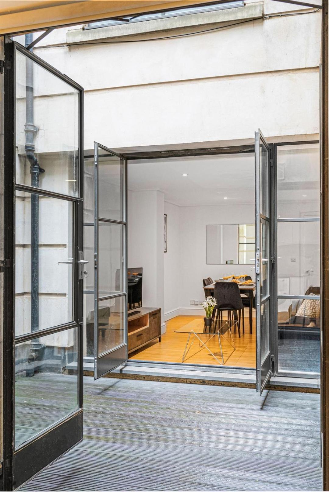 Bnbnook - 2br With Patio - Covent Garden & Strand Apartamento